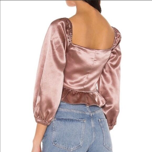 MAJORELLE Julia Satin Crop Top - Picture 3 of 9